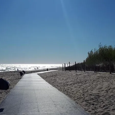 Books & Sun By The Sea * Władysławowo
