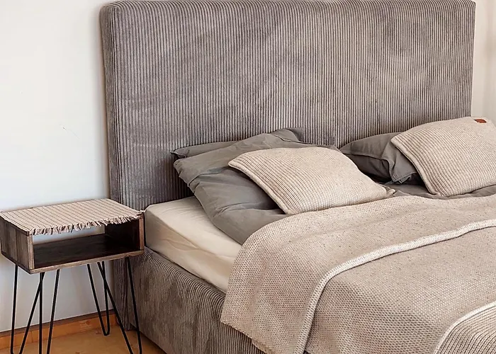 Books & Sun By The Sea * Władysławowo